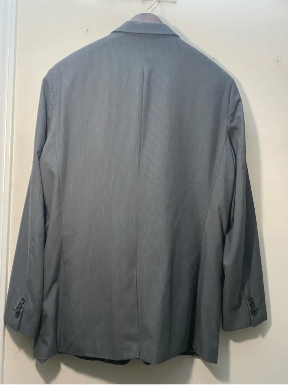 Banana Republic Men's Light Gray Two-Button Blazer. Please See Photo..’